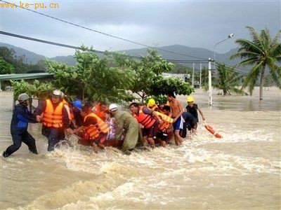 越南强热带风暴“银河”已造成至少99人死亡