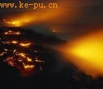 火山爆发的壮美瞬间