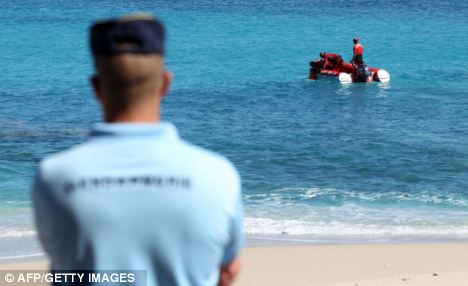 鲨鱼袭击又起法国男子冲浪遭袭被咬断手脚(图)